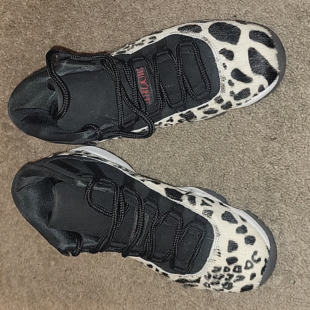 Jordan 11 animal instinct